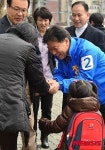 관악구 대학동 일대 구민 만나는 정태호 후보