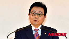 축사하는 전병헌 최고위원