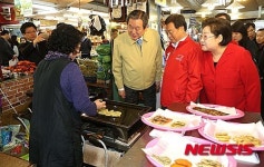 단대전통시장 방문한 김무성 대표