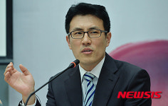 하수처리시설 발표하는 신정섭 씨