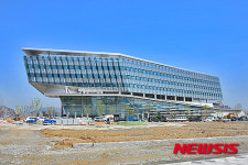 위용 드러낸 세종특별자치시 신청사