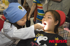 환자분 아! 하세요