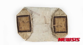 경기도박물관, 이달의 유물 자수배개 선정