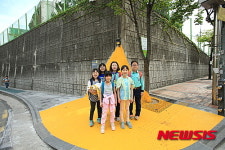 박원순, 어린이날 교통안전지대 옐로카펫서 기자간담회
