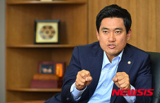 사법고시 존치 주장하는 오신환 의원