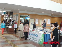 홍성의료원, 호스피스 후원 바자회 개최
