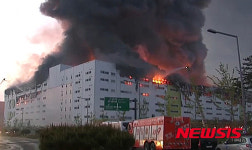 [종합2보]경기 김포 창고 화재…경비원 1명 사망