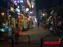 텅빈 동탄신도시 북광장