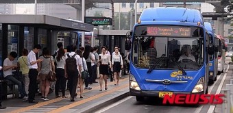 서울 시내버스 파업 시한 10여분 앞두고 협상 타결