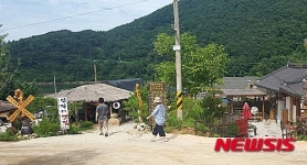 메르스 털고 다시 발길 이어지는 괴산 산막이옛길