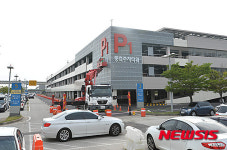 만성 주차난 인천공항에 주차타워 들어서, 20일부터 운영