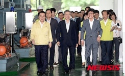 가양빗물펌프장 찾은 문재인 대표