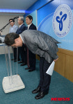 인사하는 조희연 교육감