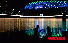 한여름 밤 세종호수공원 풍경