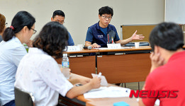 청년실업 해법을 찾기위한 민주노총-청년·학생대표 간담회
