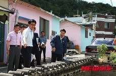 부사동 문화마을 찾은 권선택 시장