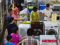 경기불황 속 리퍼브샵, 실속 구매하는 소비자