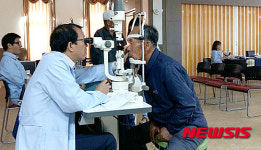 정선군, 임계서 어르신 무료 안검진 실시