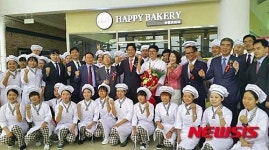 CJ푸드빌, 中서 뚜레쥬르 기술전수자 길러낸다