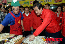 맛 좀 볼까?