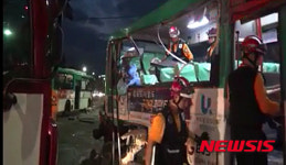 공항동 버스 충돌 사고 현장