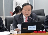 [2015 국감]자격미달 자회사 사장 임명 질타하는 김재원 의원