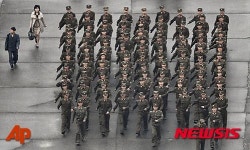 동무, 열 맞추라우! 北열병식 준비