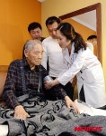 건강 검진 받는 이석주 할아버지