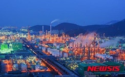 [침체의 늪 지역경제]⑤화학·정유산업 끝없는 추락, 휘청이는 여수국가산단