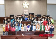 영화초교 43명 수원시의회 견학