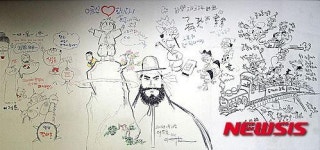 화백들의 재능기부…송파노인요양센터에 만화벽화