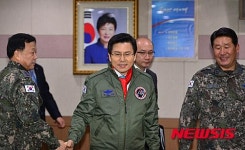 공군 제19전투비행단 방문한 황교안 총리