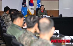 공군 제19전투비행단 방문한 황교안 총리