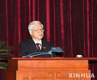 재선한 베트남 공산당 서기장 응우옌푸쫑