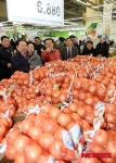 양파 가격 살펴보는 이동필 장관