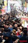 인산인해 이룬 명동거리