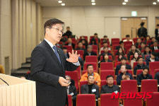 최양희 장관, 과학기술연합대학원대학교(UST) 특강