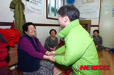 상계1동 경로당 방문한 안철수