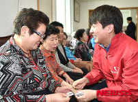 경로당 방문한 새누리당 노원구병 이준석 후보