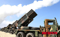 130mm 다련장 로켓 장전!