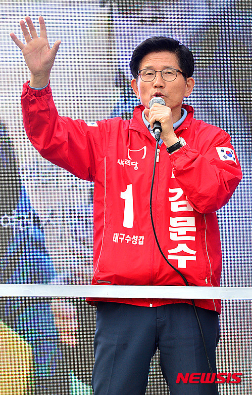 이준석, 윤석열 탈당에 김문수와 함께 물러나라고 촉구