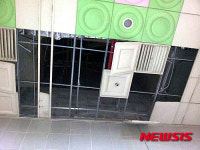 부산도시철도 못골역서 천장 마감재 떨어져