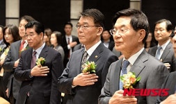 택시 친절 및 교통안전 향상 결의대회 참석한 강호인 장관