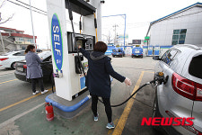 강원 휘발유 1361.67원…일주일새 0.51원 올라
