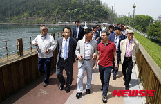 아중천 둘러보는 전주시장