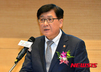 정진엽 장관 축사