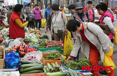 재경삼척시민회, 삼척 중앙시장서 장보기 행사