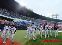 잠실 SK-LG전, 우천 노게임