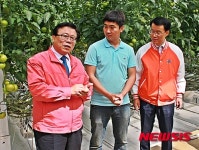 김제 하랑영농조합법인 찾은 이동필 장관