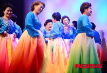 어르신들의 빛나는 열정의 무대 청춘제